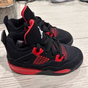 Jordan 4 red thunder, size 9c